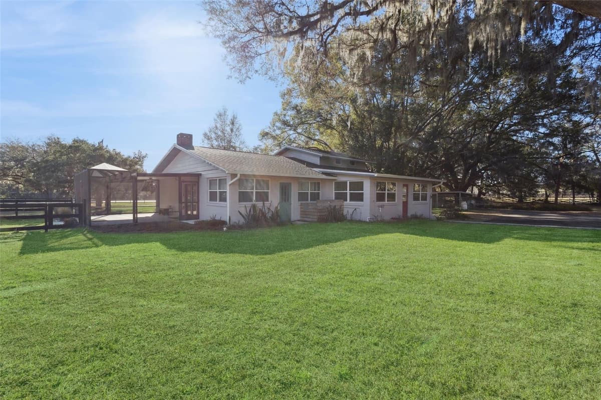 43411 STATE ROAD 19 — photo 3 of 48
