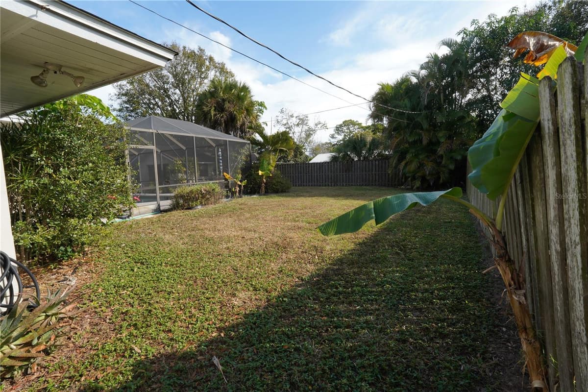 166 23RD AVENUE — photo 4 of 50
