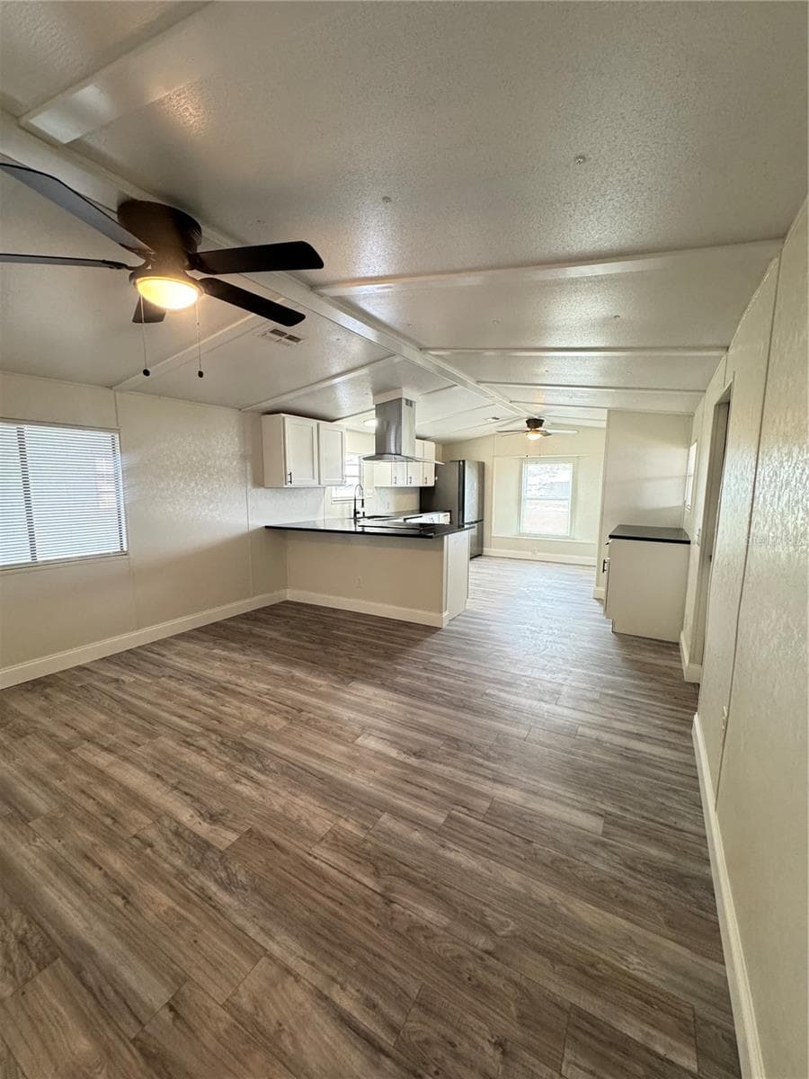 5035 SOUTHSHORE DRIVE — photo 7 of 33