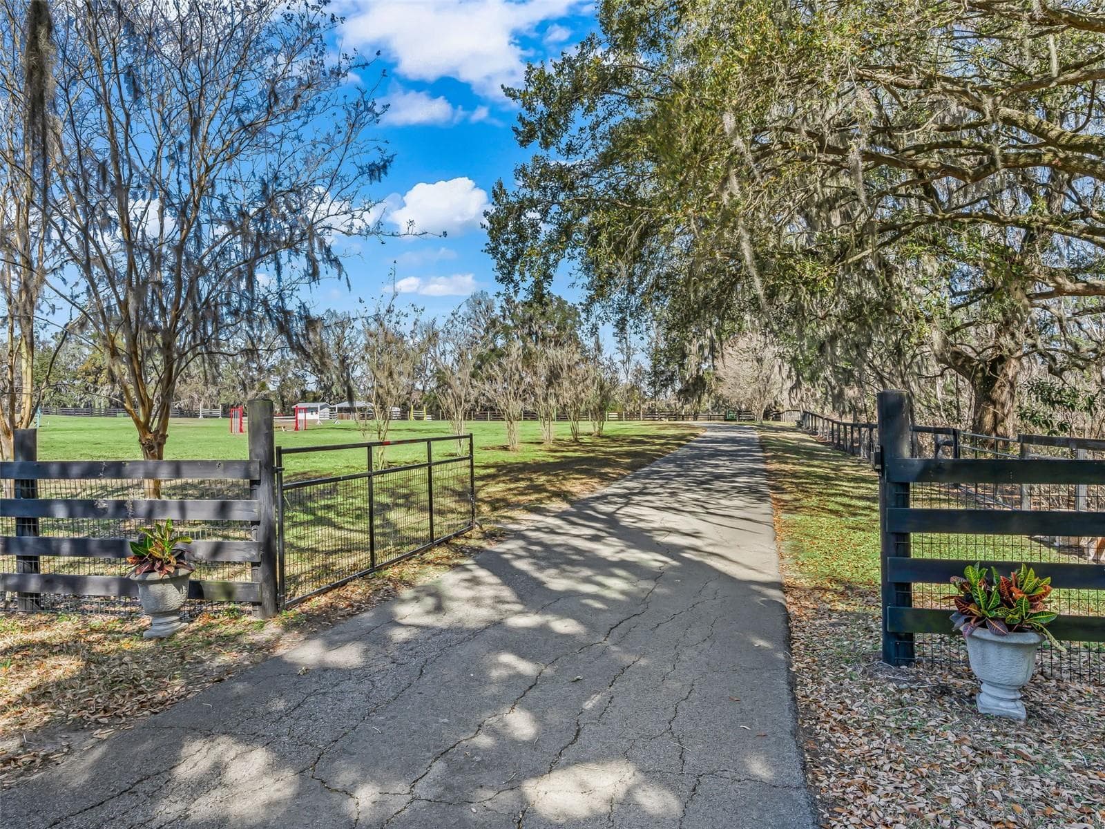 3030 95TH AVENUE ROAD — photo 4 of 53