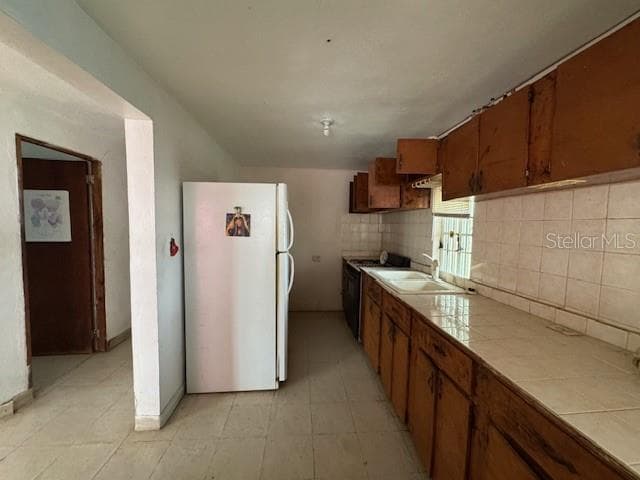 Calle 8 BO. PIEDRA AGUZA — photo 17 of 32
