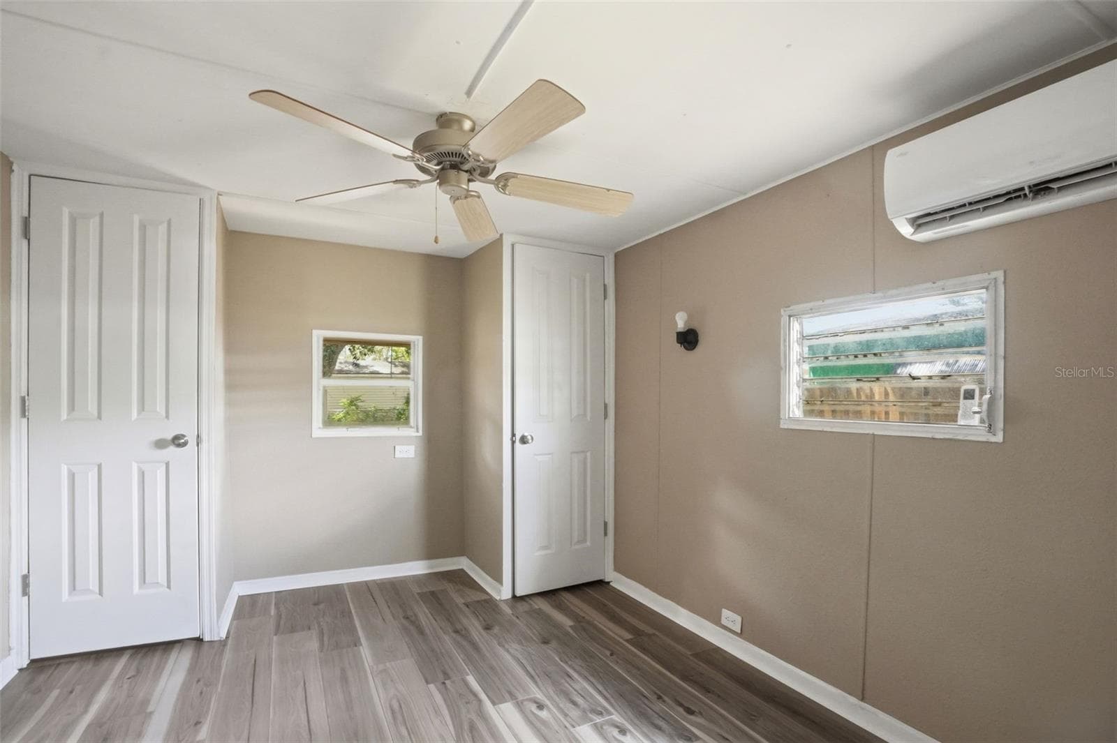 11311 ALTOONA AVENUE — photo 21 of 47