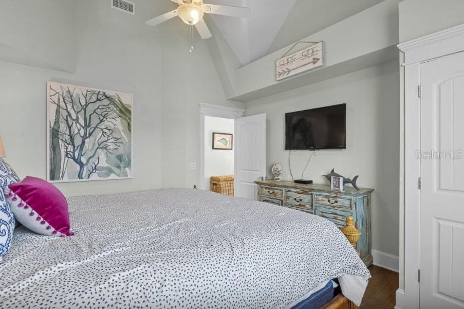 117 WILLOW AVENUE — photo 32 of 58