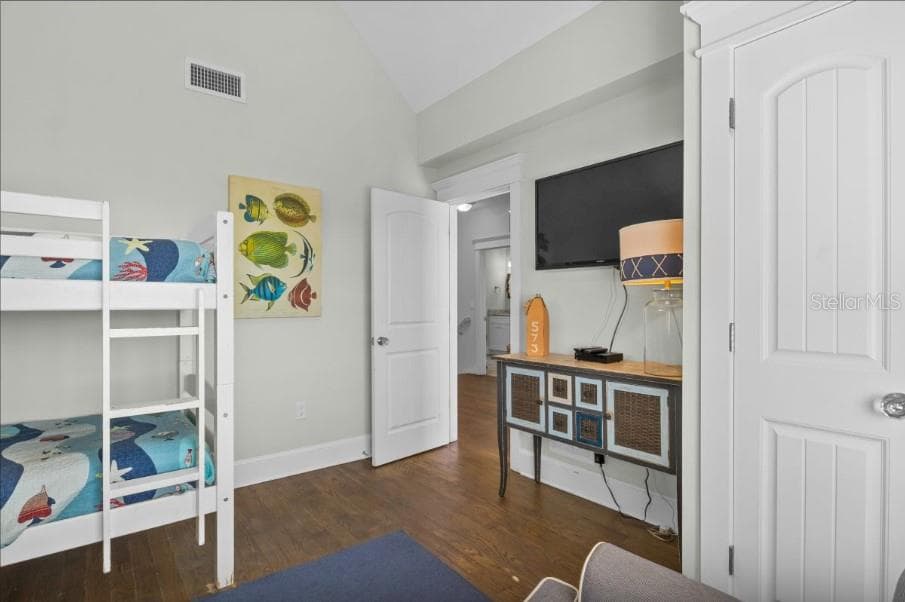 117 WILLOW AVENUE — photo 34 of 58