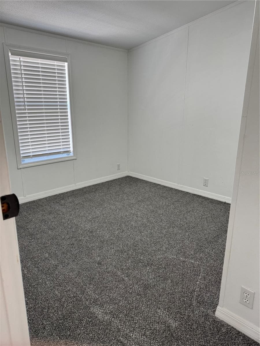 5525 EVANS STREET — photo 16 of 20