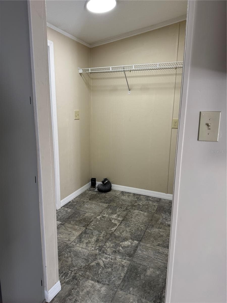 5525 EVANS STREET — photo 18 of 20
