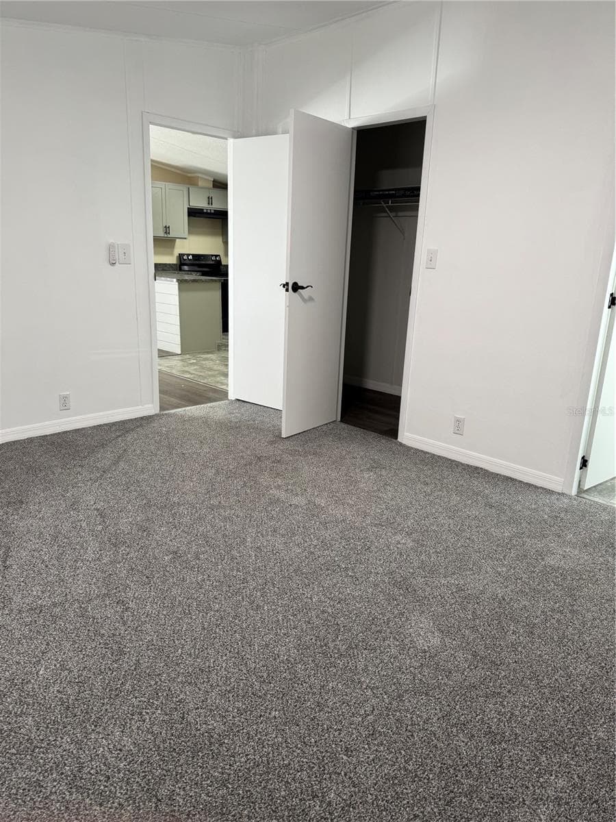 5525 EVANS STREET — photo 10 of 20