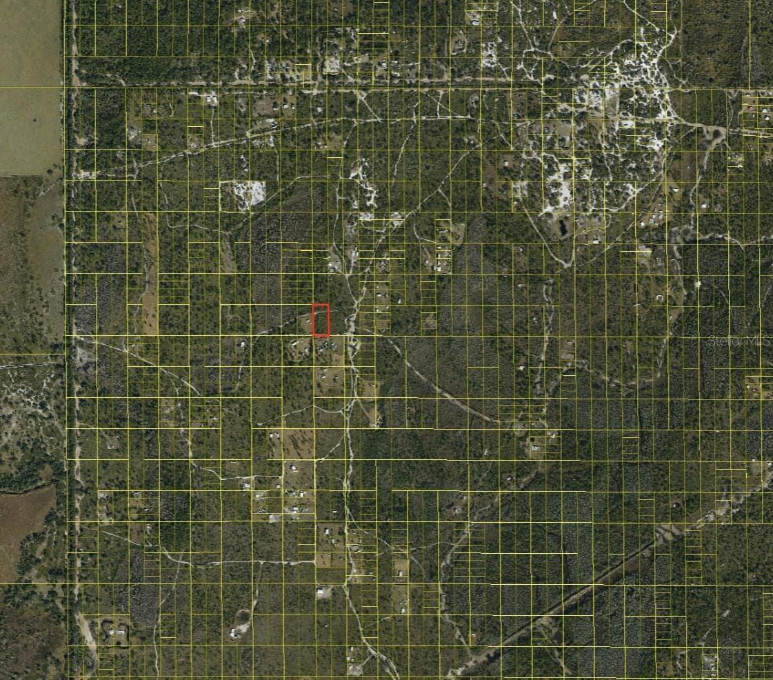 SUBURBAN ESTS SEC 25...2332 003D — photo 6 of 7