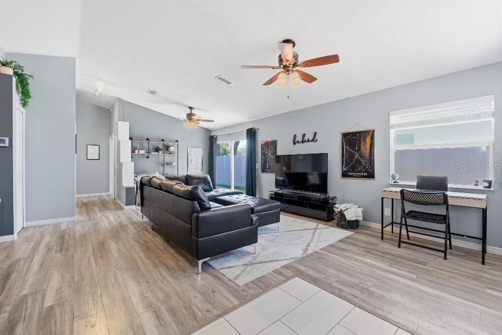 25130 ENSLEY ROAD — photo 3 of 15