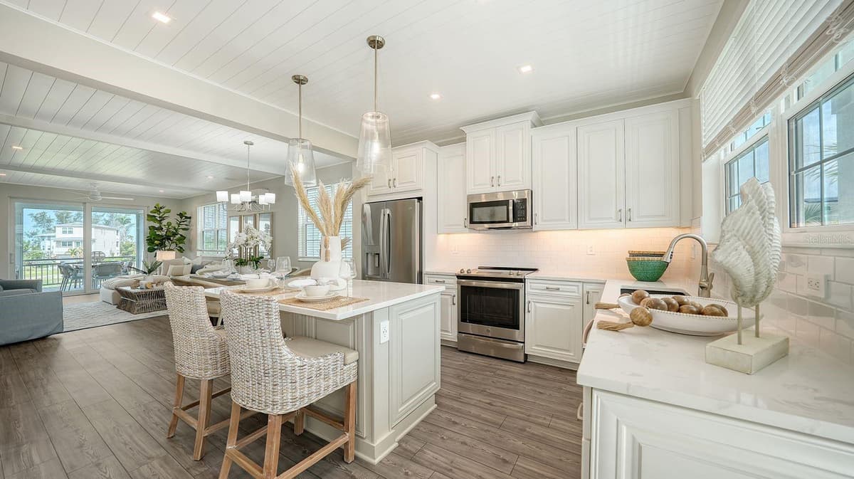 12413 GULF BREEZE TERRACE — photo 11 of 37