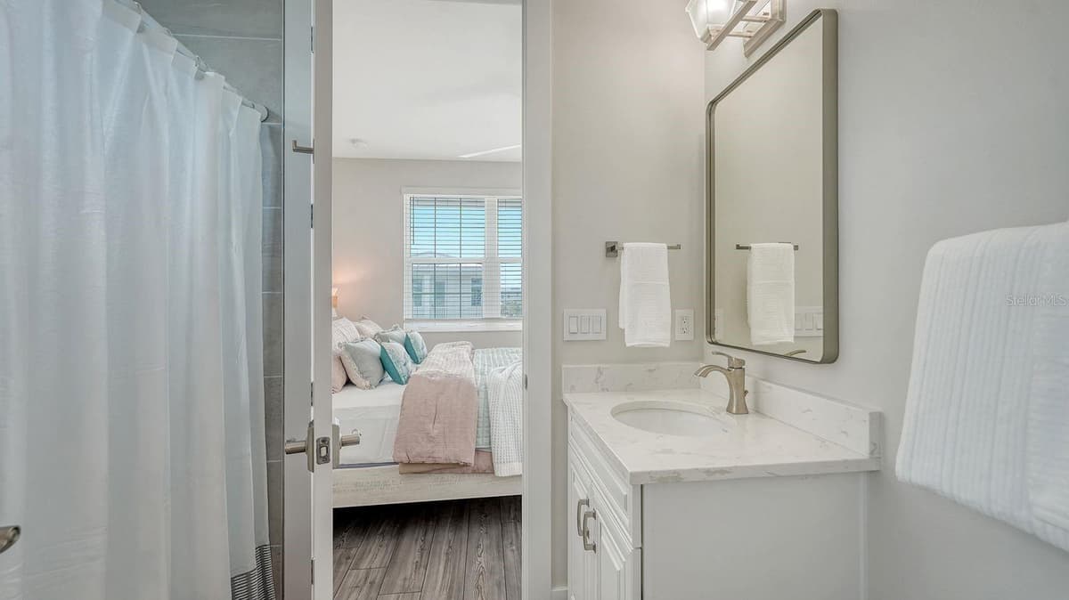 12413 GULF BREEZE TERRACE — photo 30 of 37