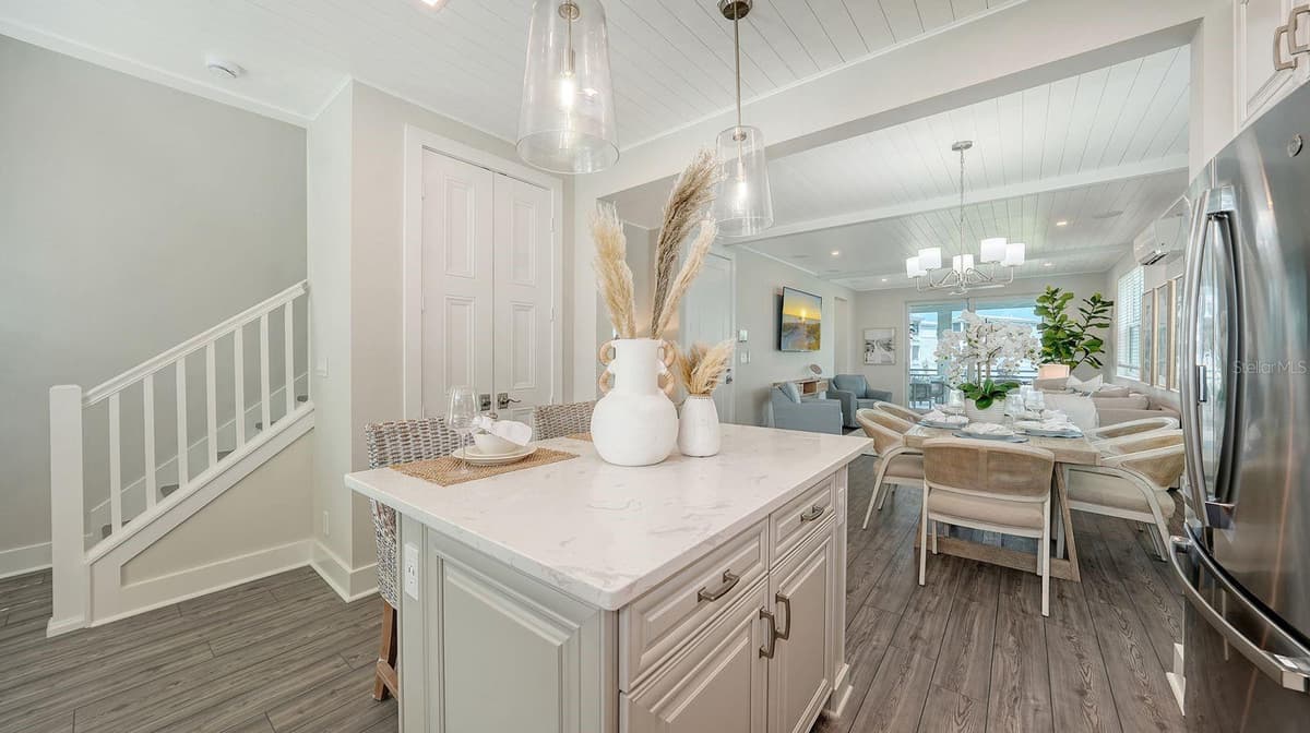 12413 GULF BREEZE TERRACE — photo 13 of 37