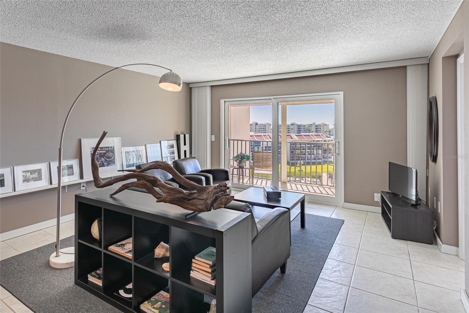7600 SUN ISLAND DRIVE — photo 19 of 31