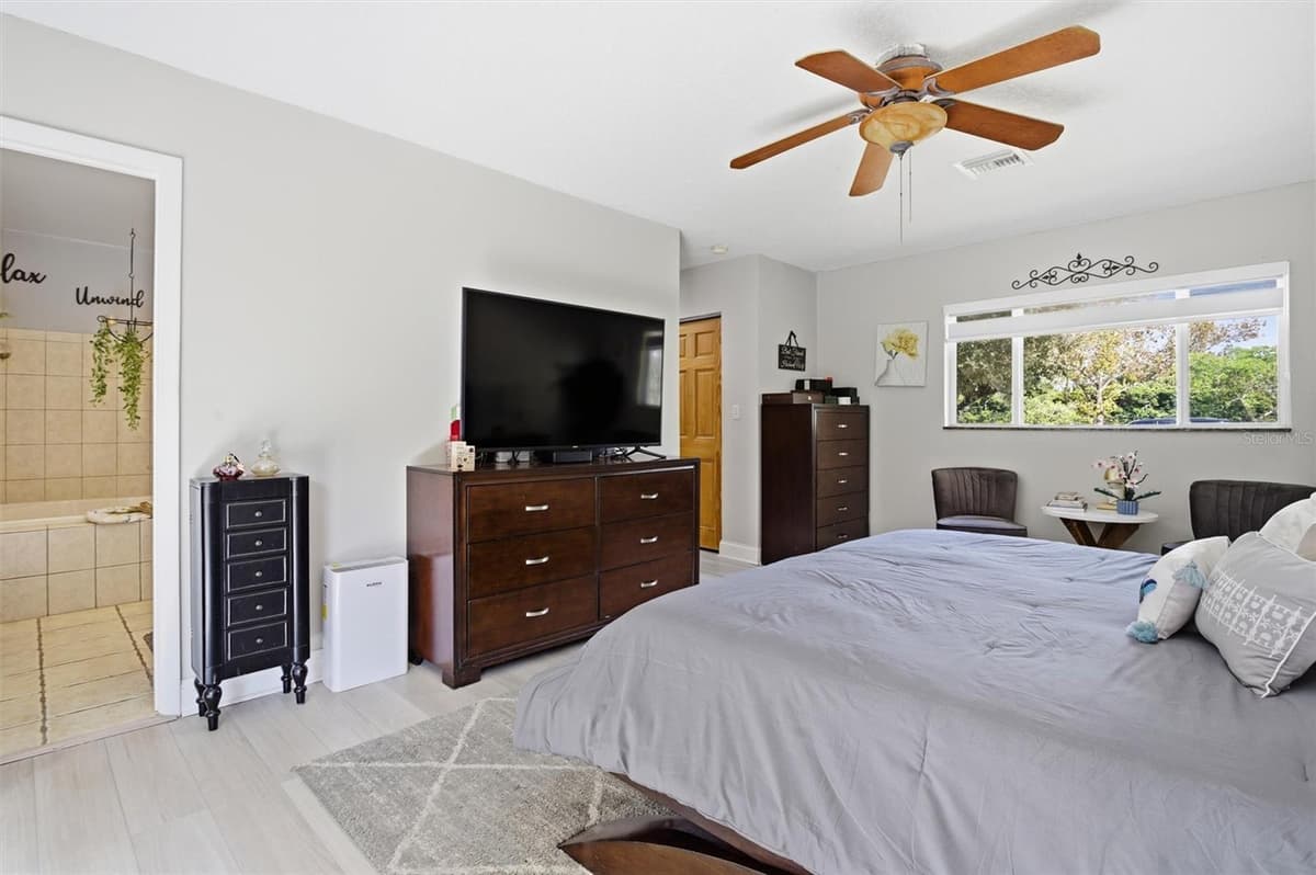431 OLD HIATUS RD AVENUE — photo 35 of 52