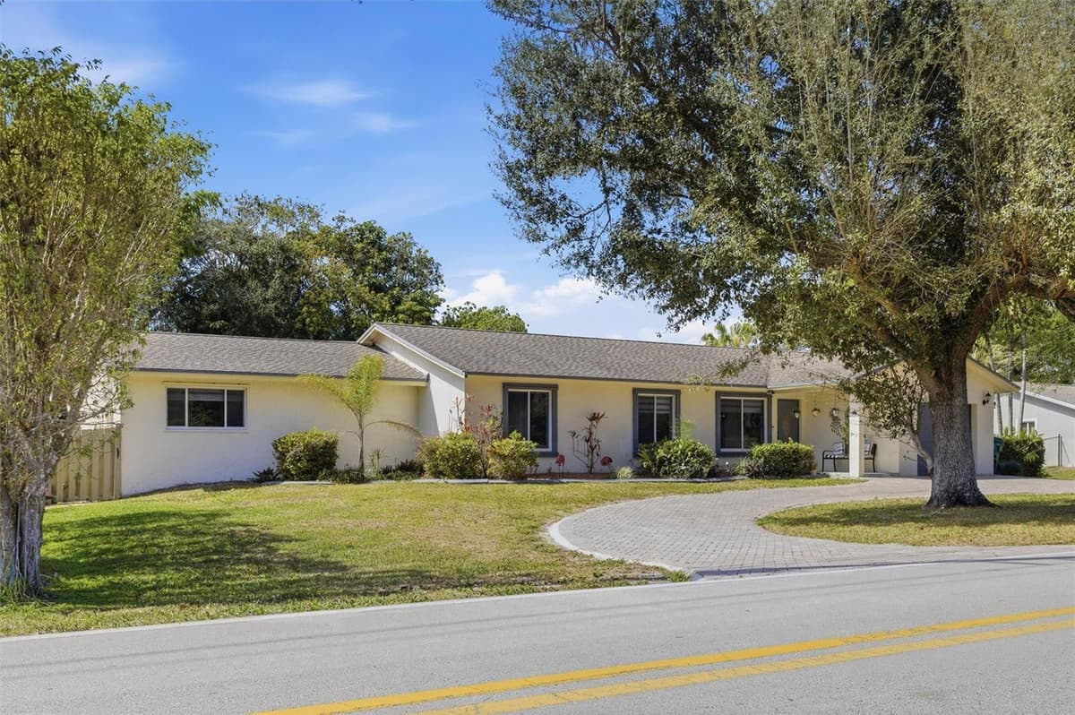 431 OLD HIATUS RD AVENUE — photo 4 of 52