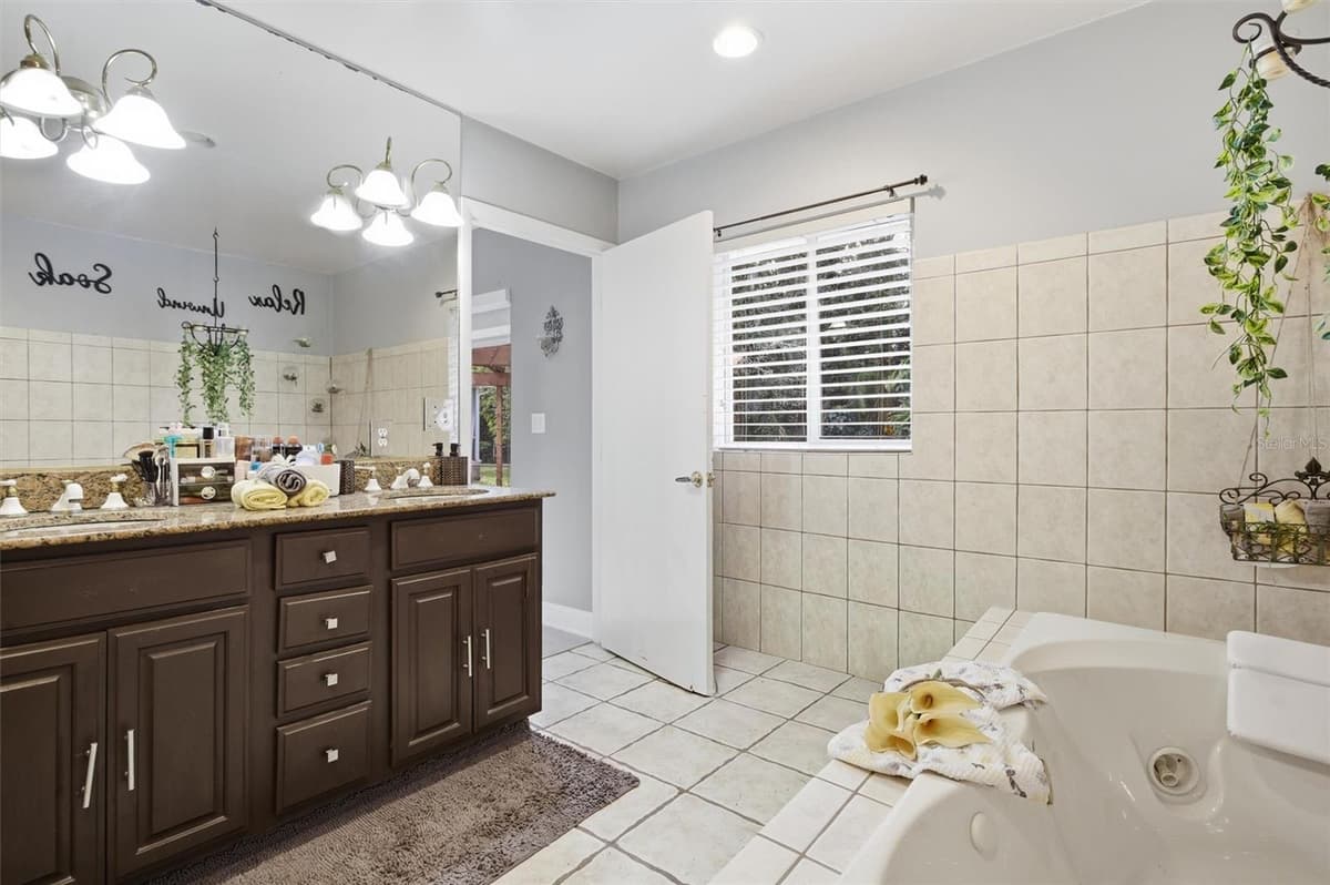 431 OLD HIATUS RD AVENUE — photo 36 of 52