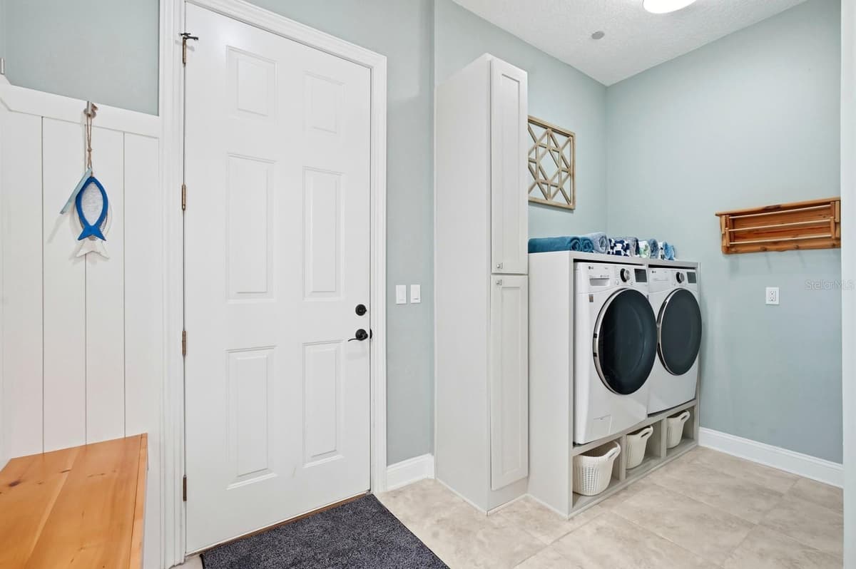6595 COLLIER ROAD — photo 42 of 100