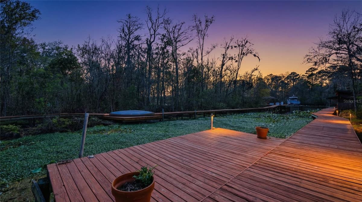 6595 COLLIER ROAD — photo 5 of 100