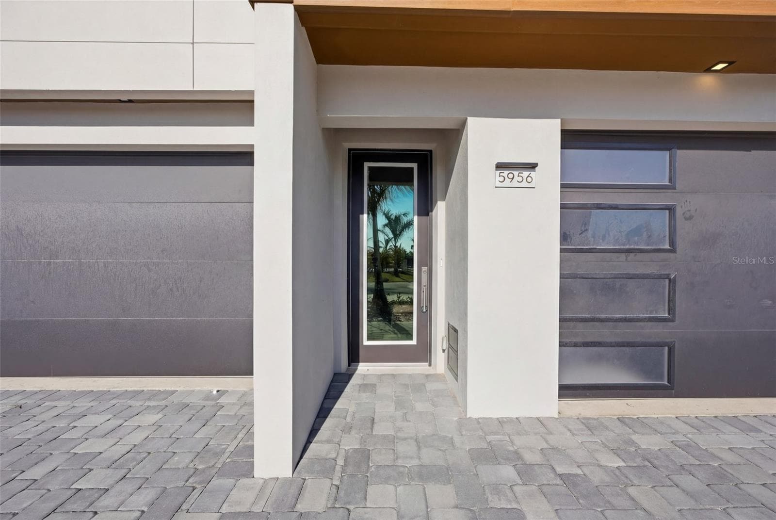 5956 AQUA RESERVE BOULEVARD — photo 7 of 50