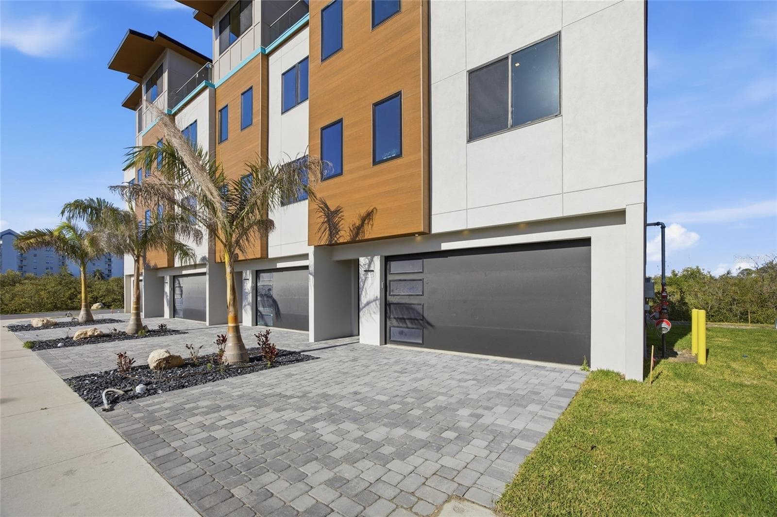 5956 AQUA RESERVE BOULEVARD — photo 6 of 50