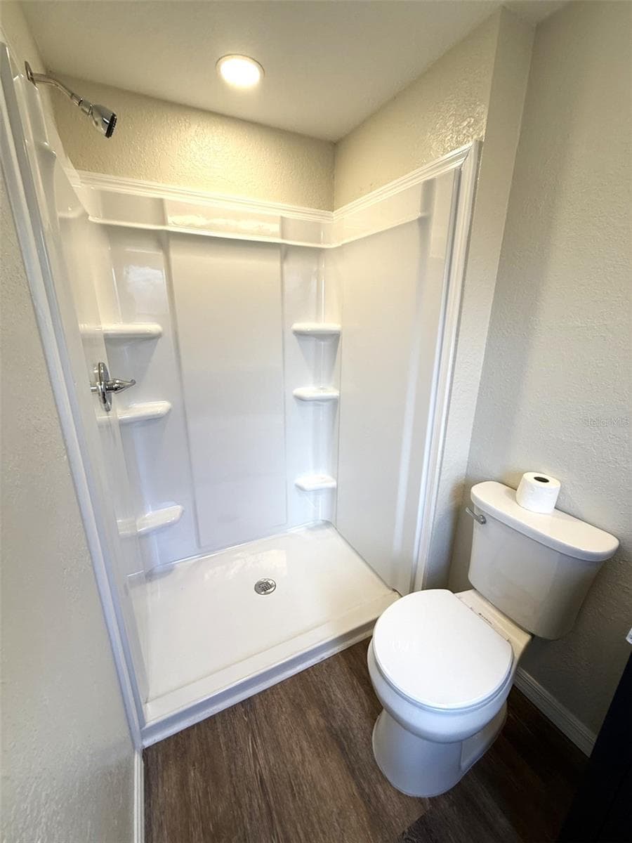 2055 FLORAL AVENUE — photo 11 of 25
