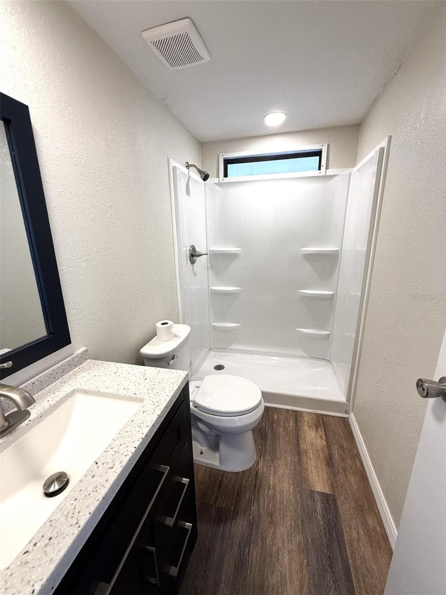 2055 FLORAL AVENUE — photo 15 of 25