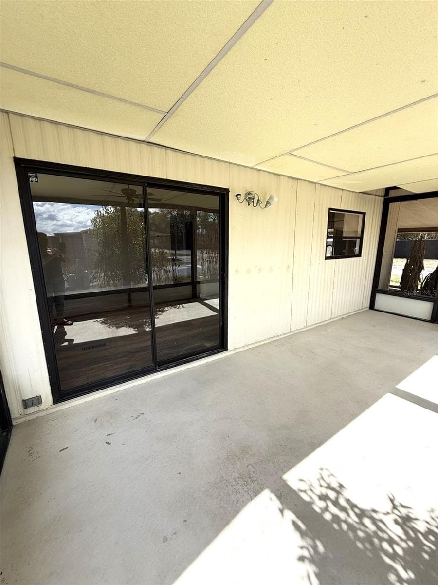 2055 FLORAL AVENUE — photo 16 of 25