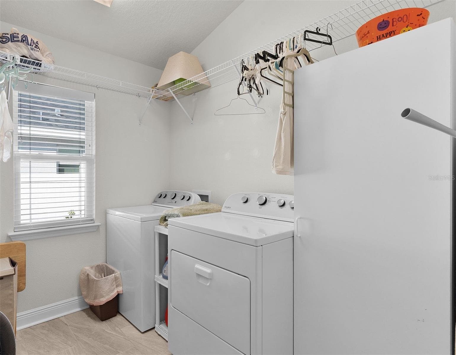 403 EDITH DRIVE — photo 18 of 28