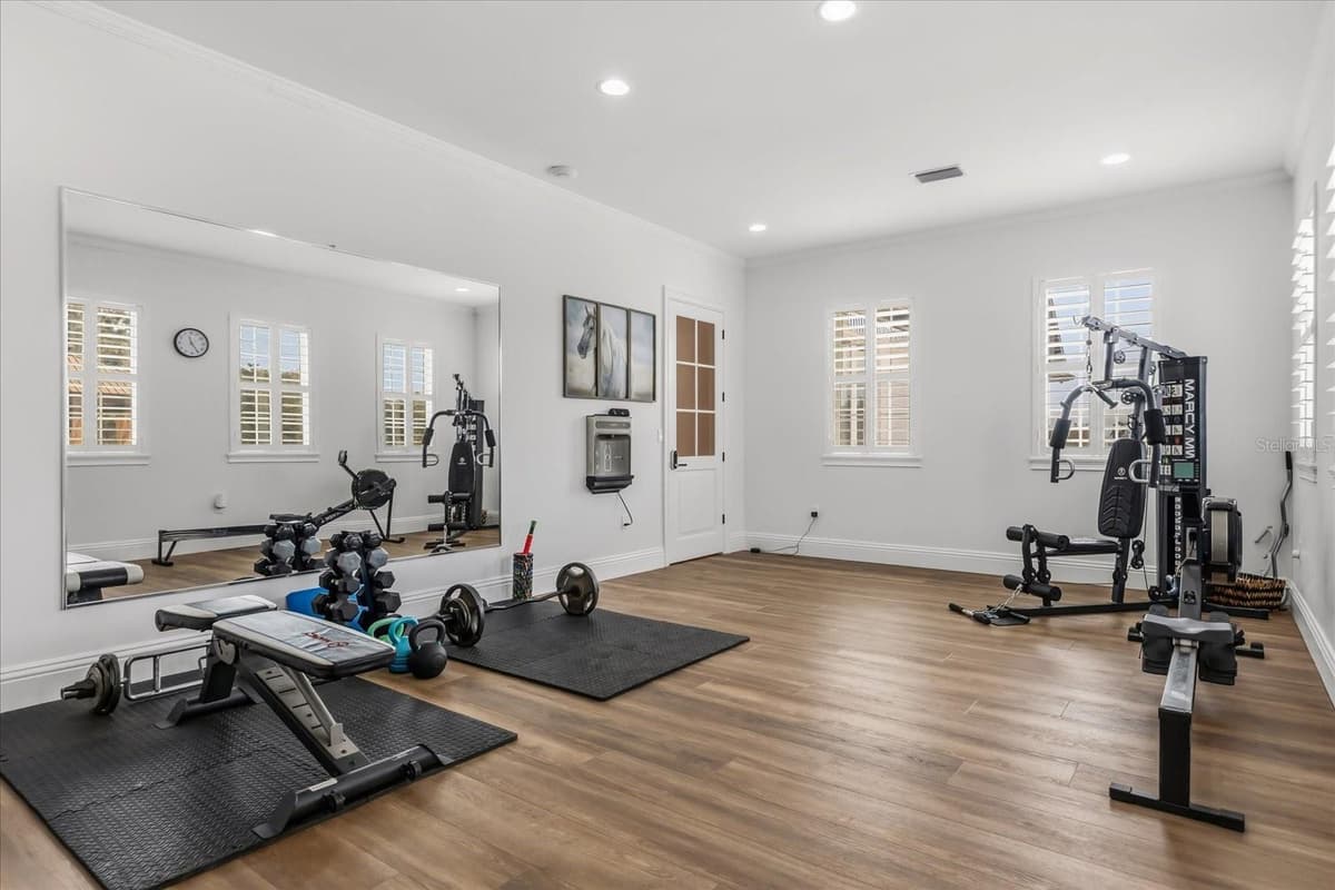 4510 PACKARD AVENUE — photo 44 of 89