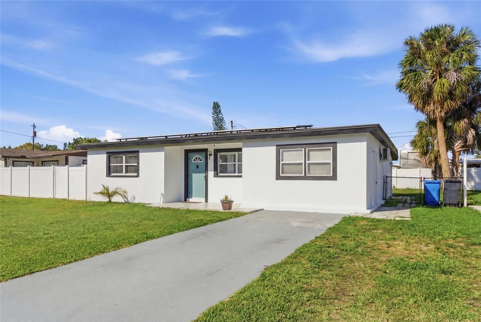 4930 ELDORADO DRIVE — photo 4 of 29