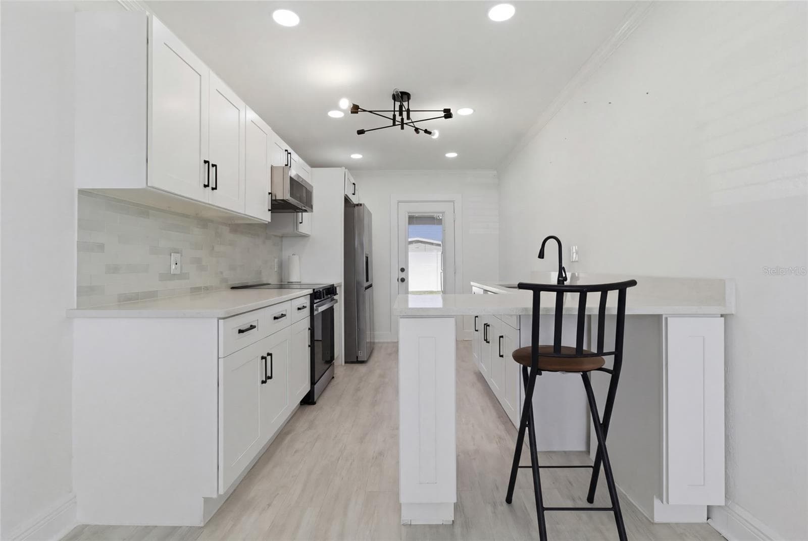 4930 ELDORADO DRIVE — photo 9 of 29