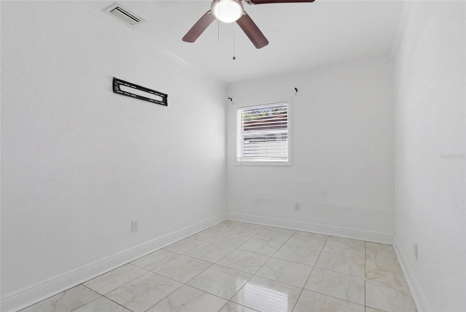 4930 ELDORADO DRIVE — photo 19 of 29