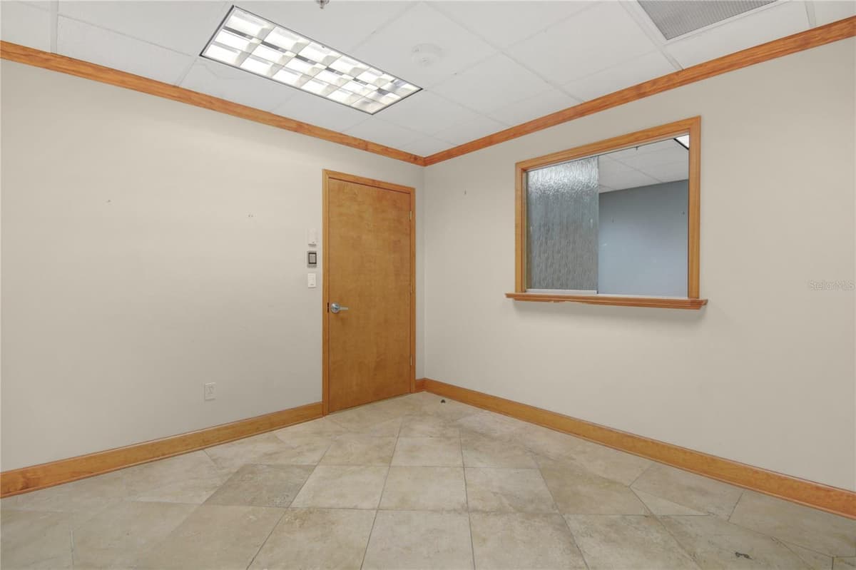 233 BAY STREET — photo 13 of 14