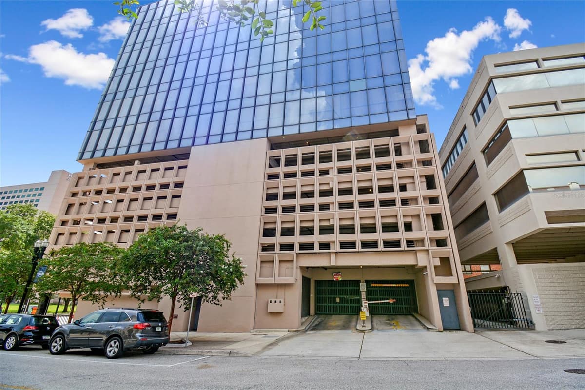233 BAY STREET — photo 14 of 14