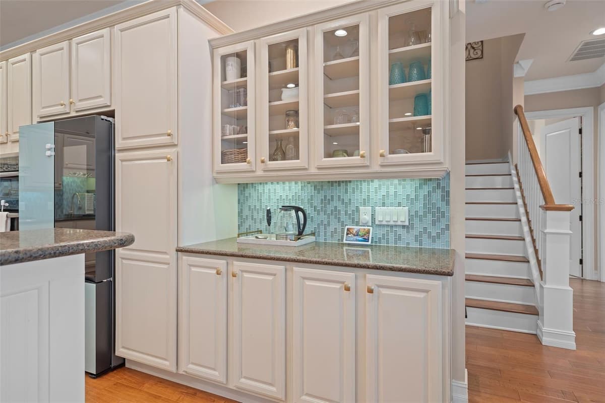 5301 CARSON STREET — photo 24 of 69