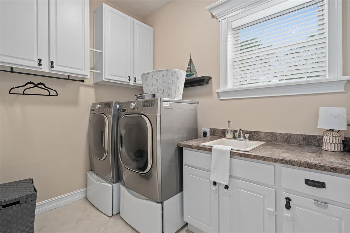 5301 CARSON STREET — photo 44 of 69