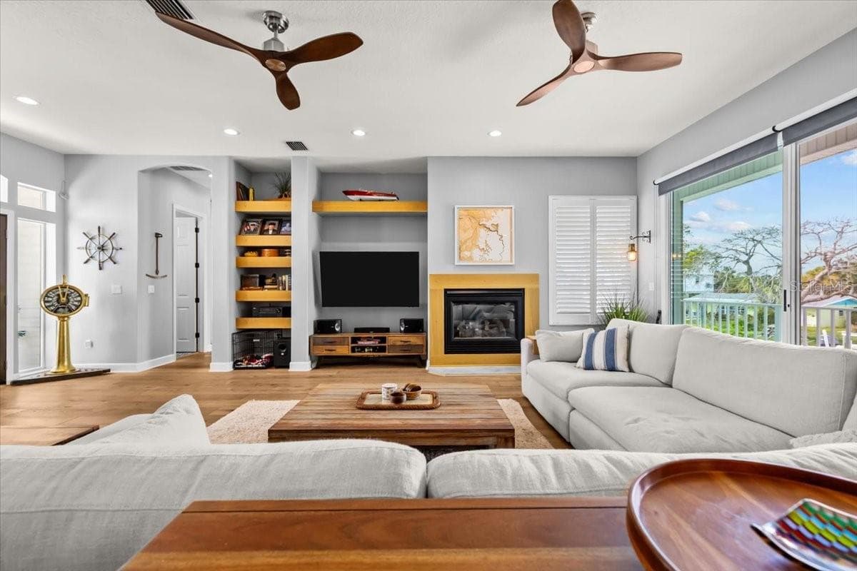 8117 BRIGHTON DRIVE — photo 13 of 81