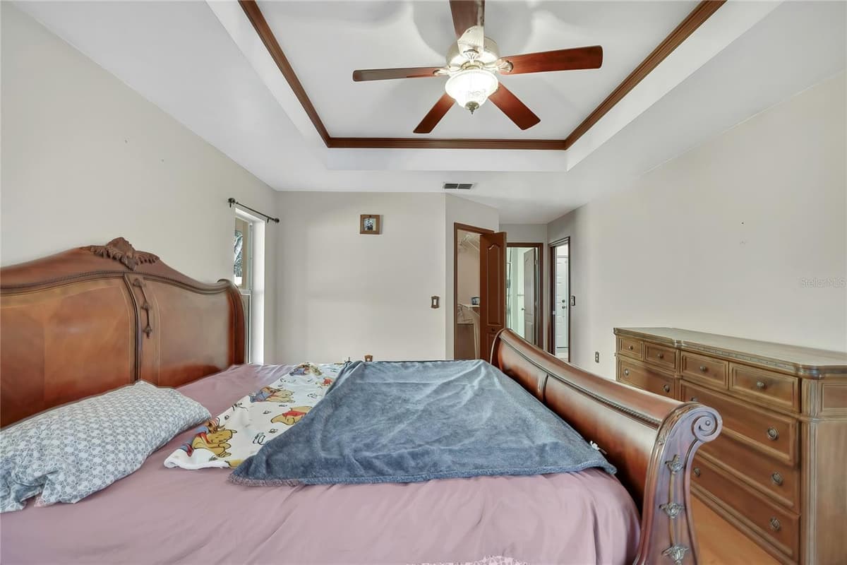 340 SAVOY STREET — photo 28 of 63