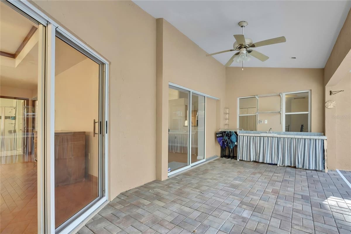 340 SAVOY STREET — photo 47 of 63