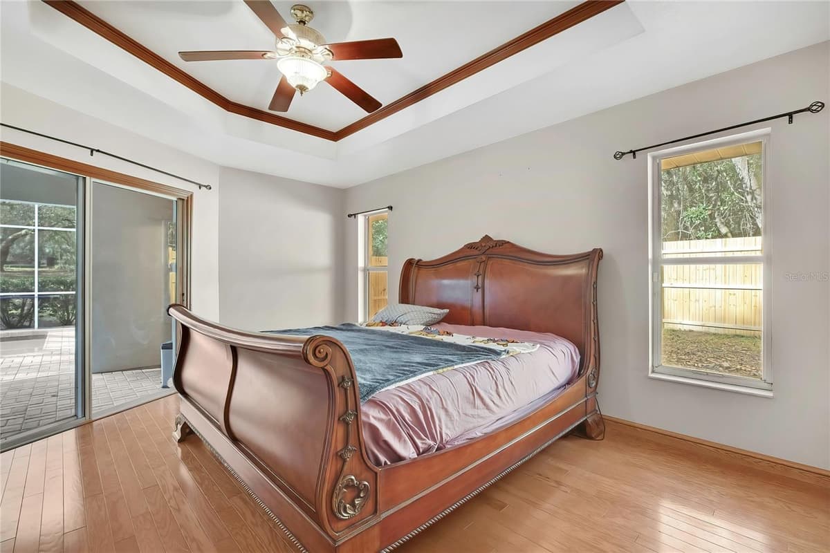 340 SAVOY STREET — photo 26 of 63