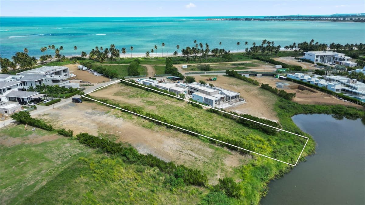 L5 Atlantic DR 7000 BAHIA BEACH DR — photo 1 of 29