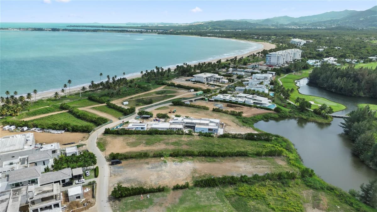 L5 Atlantic DR 7000 BAHIA BEACH DR — photo 7 of 29