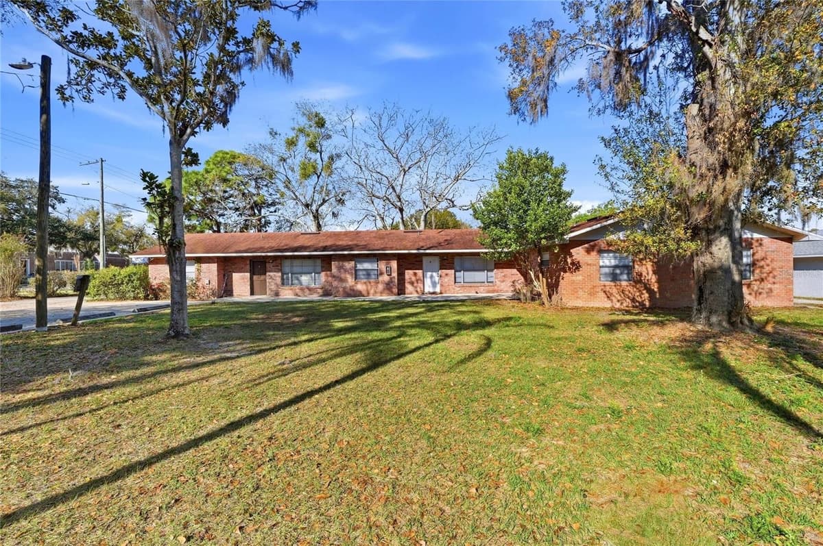 2300 CANNON TERRACE — photo 4 of 58