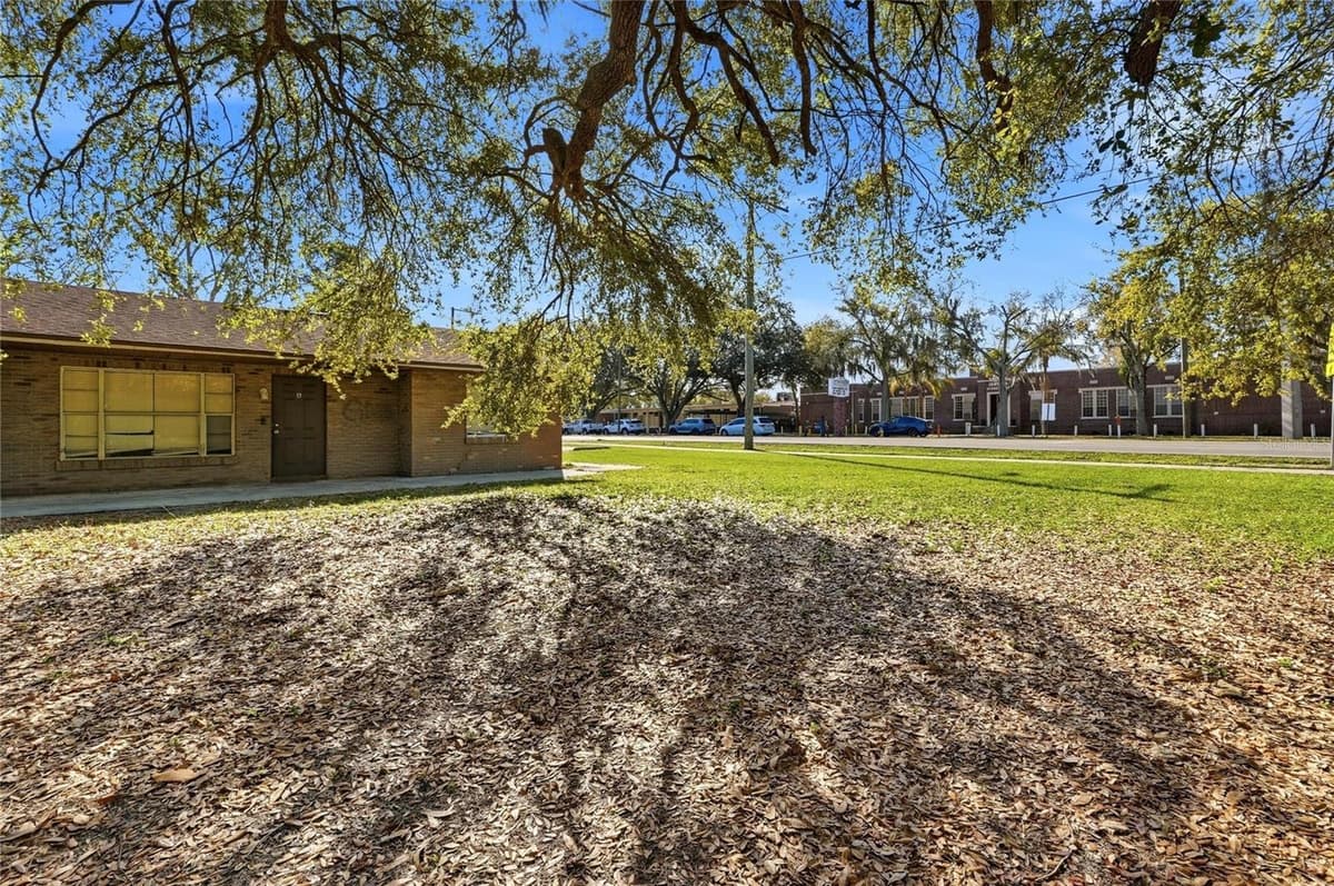2300 CANNON TERRACE — photo 40 of 58