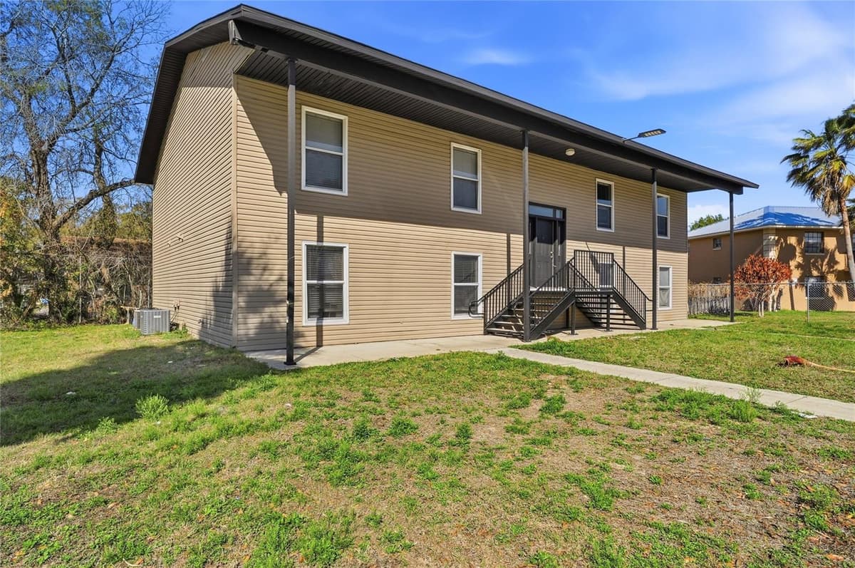 2300 CANNON TERRACE — photo 17 of 58