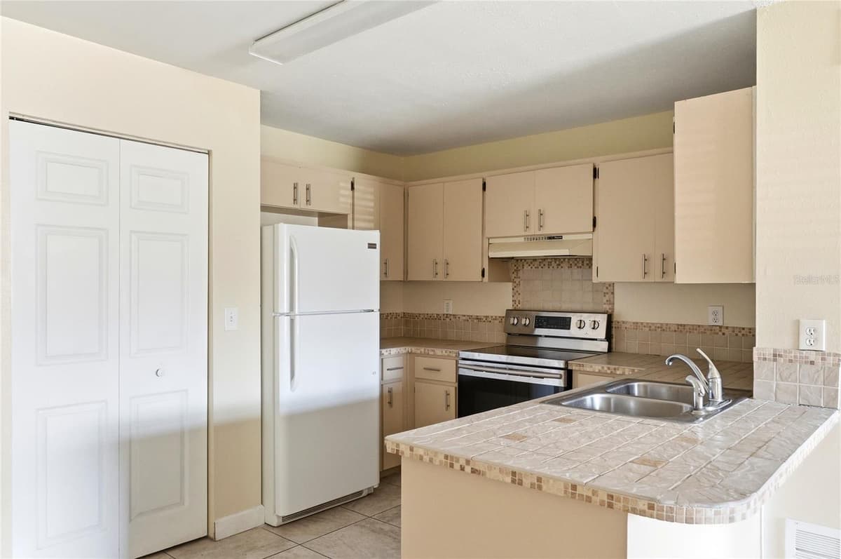 2300 CANNON TERRACE — photo 53 of 58