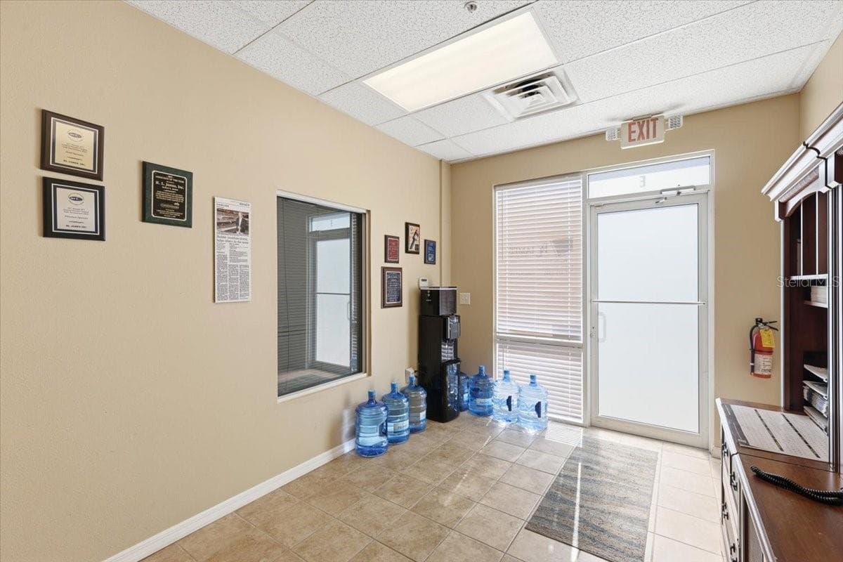 1220 BISCAYNE BOULEVARD — photo 24 of 36