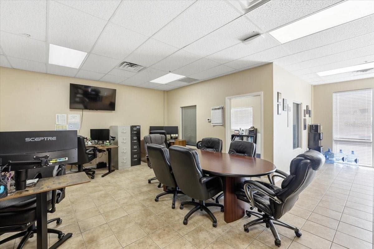 1220 BISCAYNE BOULEVARD — photo 20 of 36