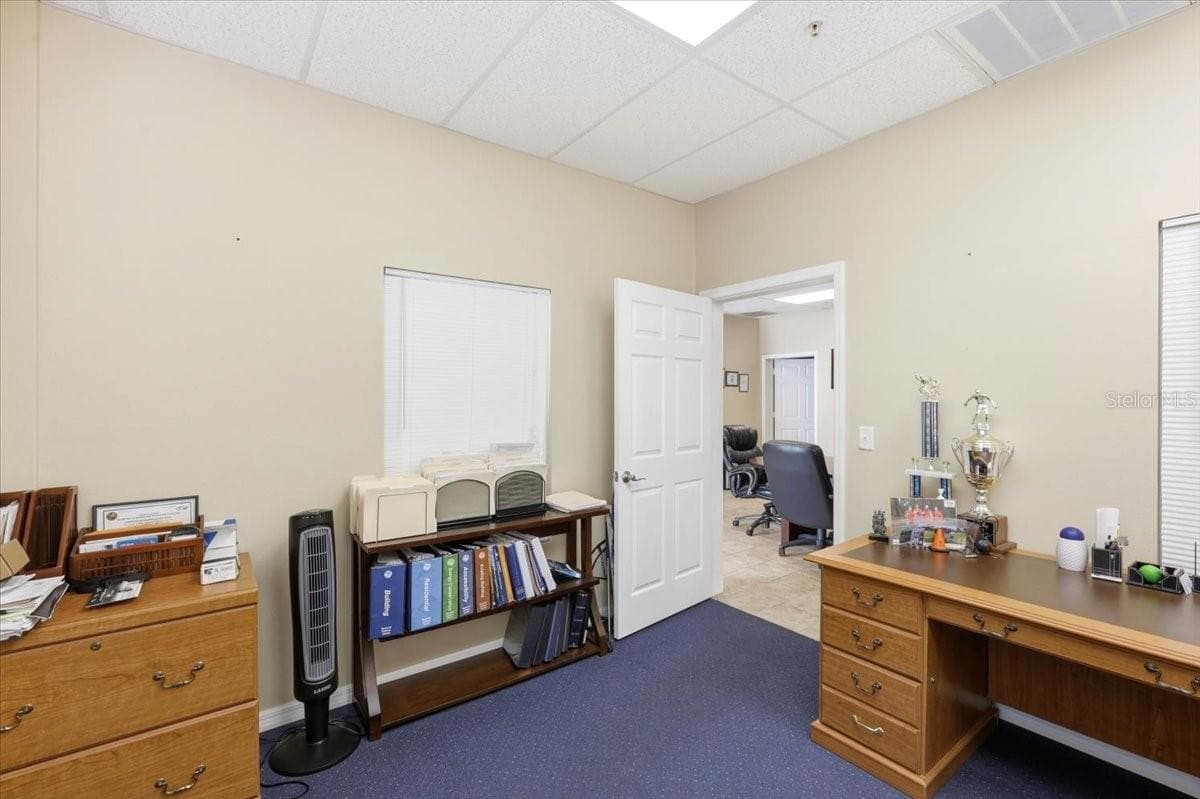 1220 BISCAYNE BOULEVARD — photo 12 of 36