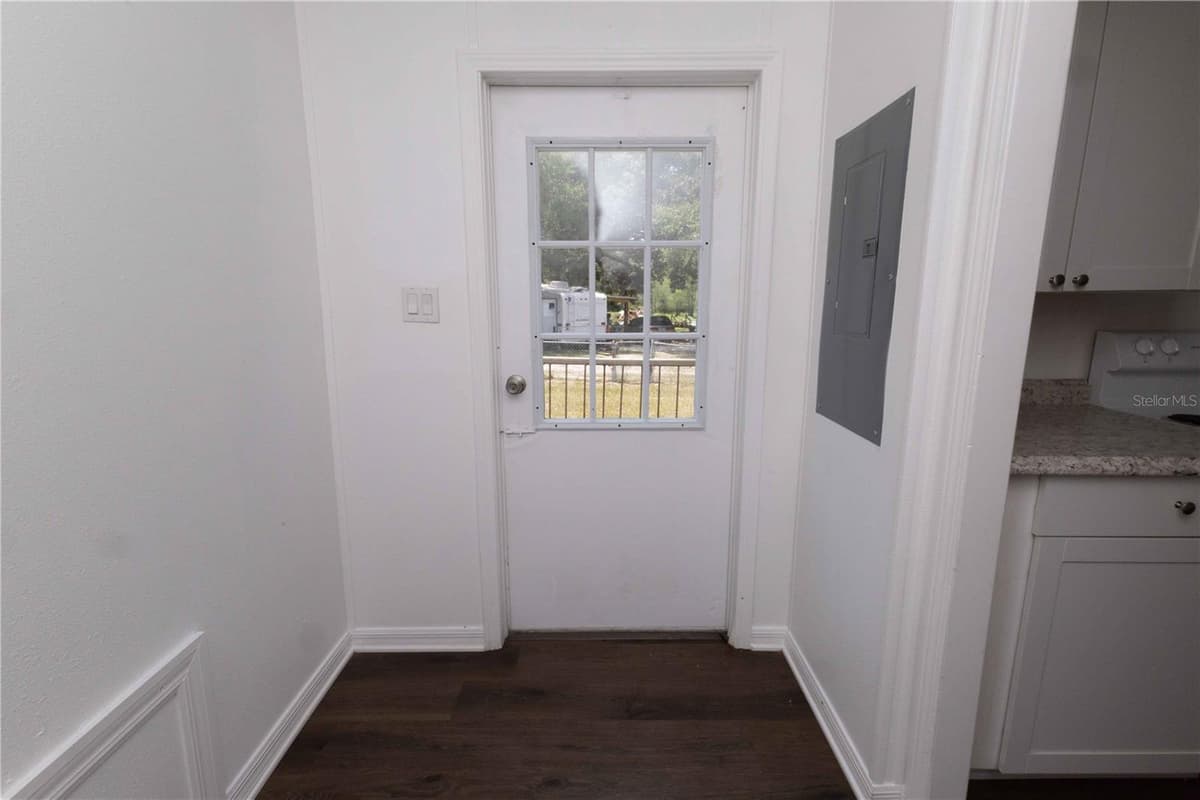 4872 EVANS STREET — photo 22 of 25